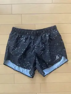 Reebok リーボック　トレーニングショートパンツ 黒・紫　Mサイズ