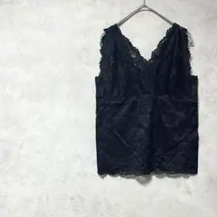アースミュージックアンドエコロジー　ノースリーブレースインナー　花柄　黒　綿混