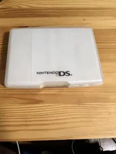 Nintendo DS ゲームケース ホワイト