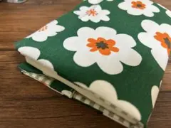 【文庫本サイズ】北欧柄　ブックカバー　ハンドメイド