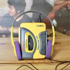 COBY 未開封 カセット式ヘッドホンステレオ COBY 未開封 カセット式ヘッドホンステレオ