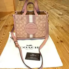 本日まで出品！COACH　デンプシーシグネチャートート　2wayピンク
