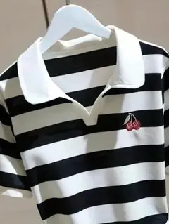 女性用半袖ストライプTシャツ、