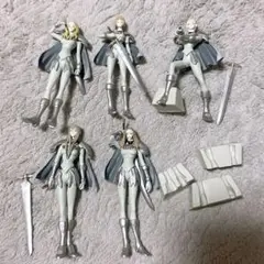 独特の素材 処分値段交渉歓迎クレイモアクレアとテレサ胸像