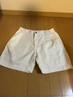 H&Mホワイトコットンリネン混ショートパンツ