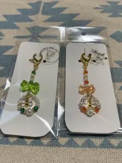 ハンドメイド　チャーム　2個セット　蜂