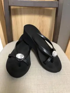 BENEBIS ビーチサンダル　黒　ヒール　M