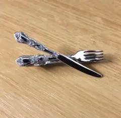 日本製 洋白ネクタイピン ナイフとフォーク
