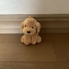 オレンジ色の犬のぬいぐるみ キーホルダー付き