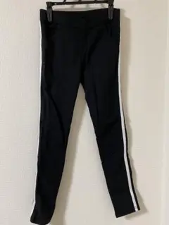 黒いサイドストライプレギンス 150