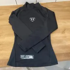 Under Armour ブラック 長袖 アンダーシャツ　野球　子供　黒