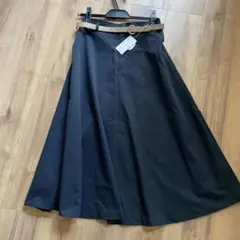 新品　portcros 定価1万4300円　ベルト付コットンライクフレアスカート