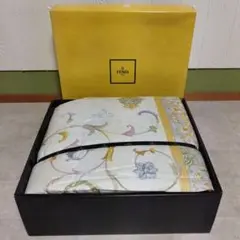 【未使用】FENDI　フェンディ　羊毛肌掛ふとん シングル 150×200