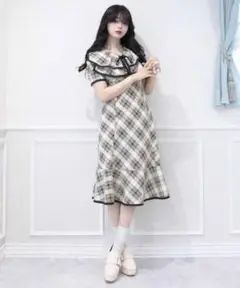 【TITTY&CO.】ダブルカラーパイピングフレアワンピース
