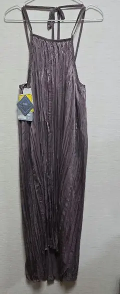 シャーリングワンピース☆タグ付き未使用