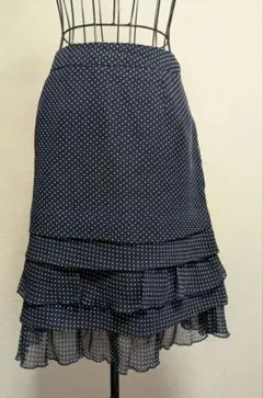 【最終価格】お買い得❤️JOYBELLA 膝丈スカート　 ドット柄裾フリル