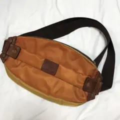 ★美品　Creed クリード ボディバッグ　ショルダーバッグ　オレンジ×キャメル