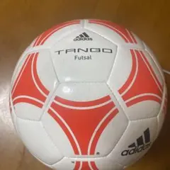 adidas TANGO Futsal ボール