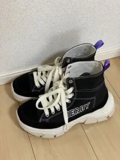 NERDY ブラック ハイカットスニーカー 厚底