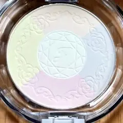【美品】ジルスチュアートクリスタルルーセントフェイスパウダー 09fairy