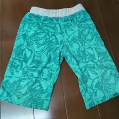 恐竜柄 緑色 ハーフパンツ130