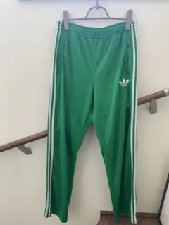 古着　アディダス　トラックパンツ　ジャージ