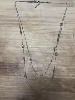 ロングネックレス
