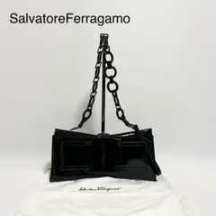 SalvatoreFerragamo チェーン ショルダーバッグ ヴァラ 黒