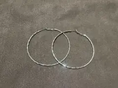 ピアス