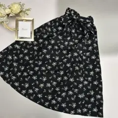 アースミュージック　花柄スカート