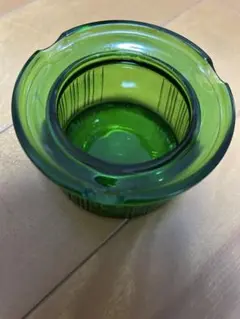石塚ガラス ウインキー灰皿（小）
