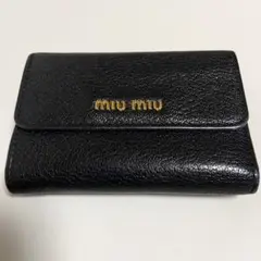 美品 miumiu 財布 ウォレット ゴールド金具 レザー 黒