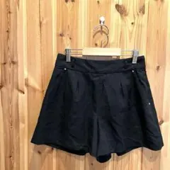 【セシルマクビー】ショートパンツ　パンツ　ポケット付き　裏地付き　ブラック　黒色