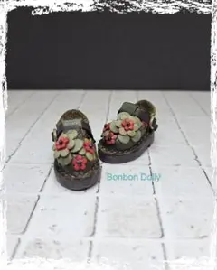 Item thumbnail for item 8b13b027-416d-49f5-b25c-574473e9918e