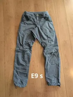Item thumbnail for item 9085b3bc-7446-44be-8ff7-967042d8bcd0