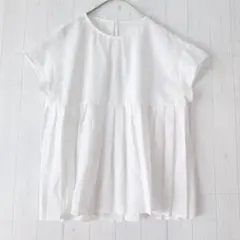 ホワイトジョーラ ブラウス 半袖 プリーツ 白 S