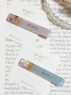 シェルとくすみカラーヘアクリップ各￥1480