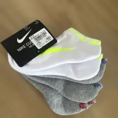 新品NIKEソックス　3点セット17〜21センチ