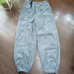 コクーンジョガープルオンパンツ　グレー　GU デニム　M
