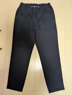 イージーパンツ