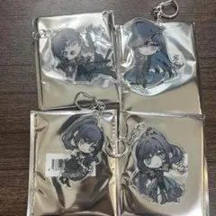 Ado アクリルキーホルダー　よだか　4種セット
