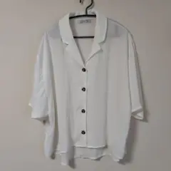 【美品】Lax Ddn Tia 半袖シャツ　Mサイズ