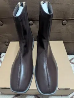 Item thumbnail for item 77159742-5fe5-432e-96b0-38a4f9202b2b