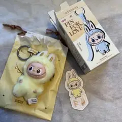 ラブブ　アルファベット　ぬいぐるみペンダント F