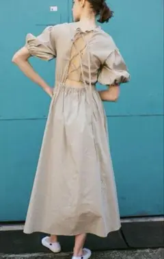 CAROLINA GLASER / バック スピンドル ワンピース