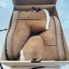 Item thumbnail for item 9d30a407-e4fa-4dd7-983c-e7441e2b9e70