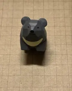 【匿名配送】木彫りの動物たち マスコットフィギュア2 つきのわぐま