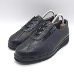 Item thumbnail for item ce5fcd2f-1d33-4df3-b8c4-25592e1df467