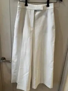 ZARA ワイドパンツ　ホワイト