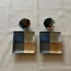 ペアのお皿と小鉢